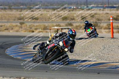 media/Jan-09-2022-SoCal Trackdays (Sun) [[2b1fec8404]]/Turn 11 (935am)/